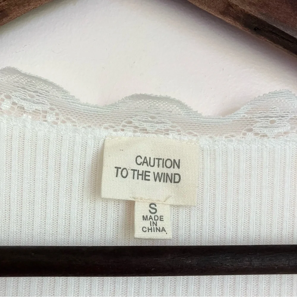 Coquette Crop Top - Picture 9 of 10